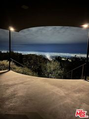 14513 Mulholland Drive, Los Angeles, CA 90077