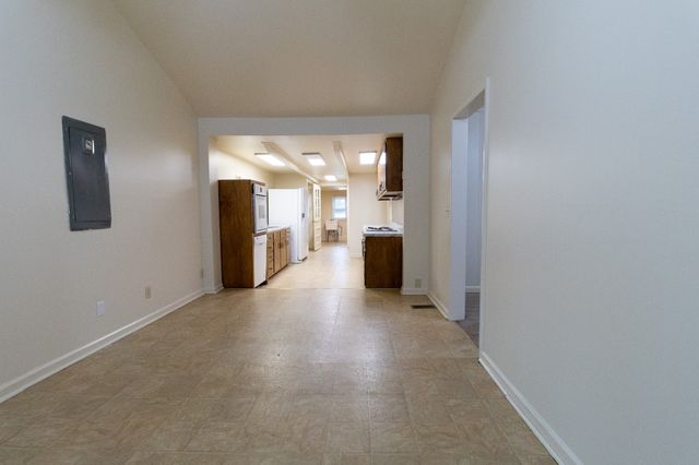 607 Center St, Madison, TN 37115