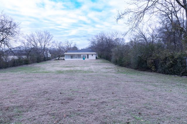 607 Center St, Madison, TN 37115