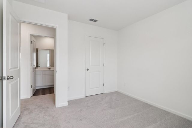 128 Cotton Leaf Boulevard 6, Summerville, SC 29486