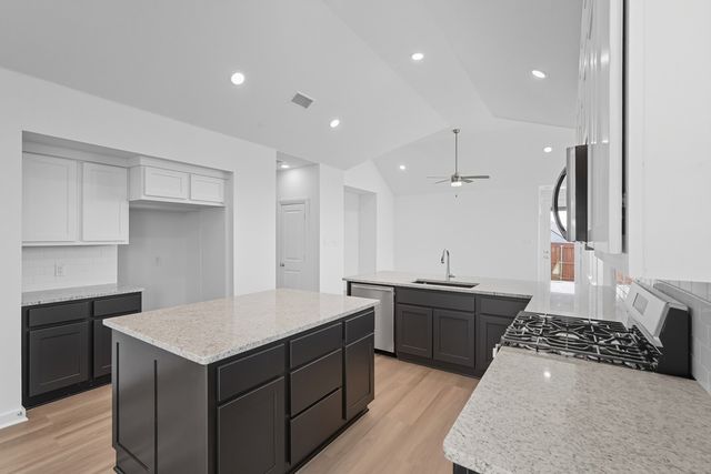 723 Sagebrush Trail, Sherman, TX 75092