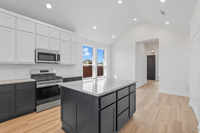 723 Sagebrush Trail, Sherman, TX 75092