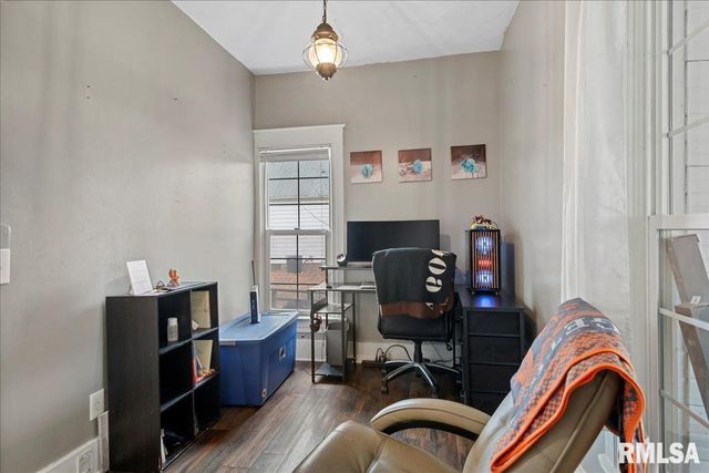 443 W VINE Street, Springfield, IL 62704