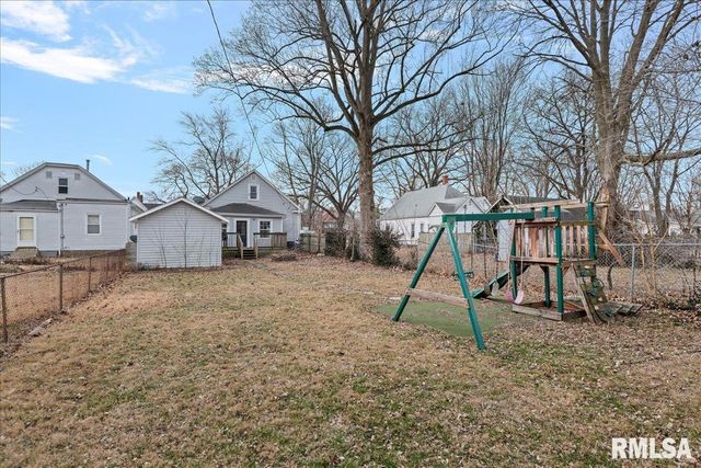 443 W VINE Street, Springfield, IL 62704