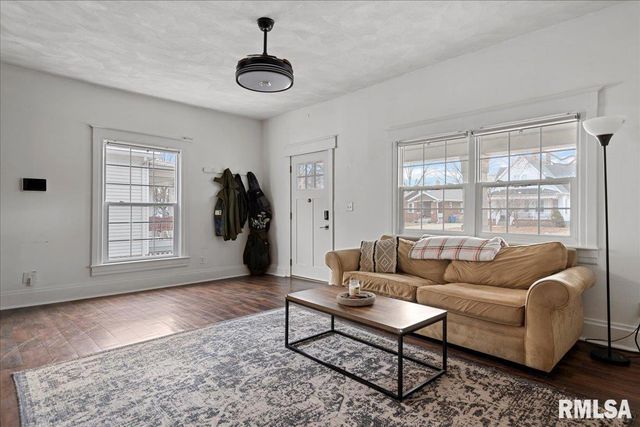 443 W VINE Street, Springfield, IL 62704