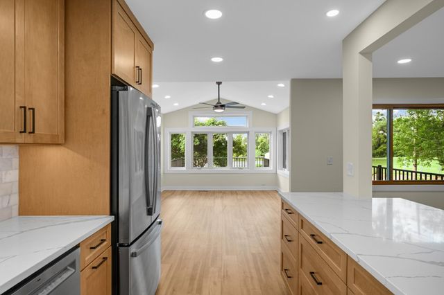 3947 Beryl Road, Eagan, MN 55122