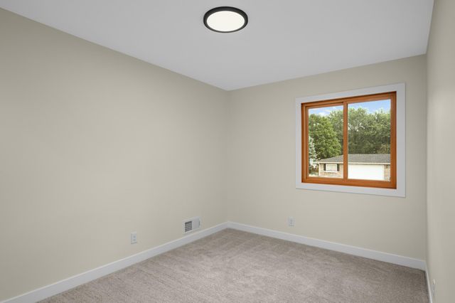 3947 Beryl Road, Eagan, MN 55122