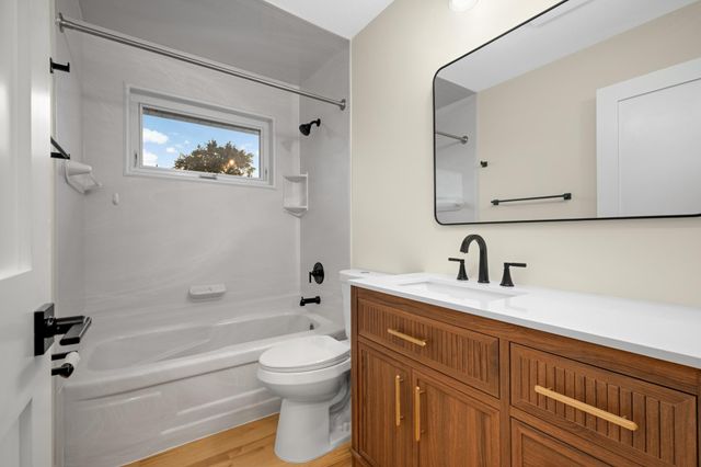 3947 Beryl Road, Eagan, MN 55122