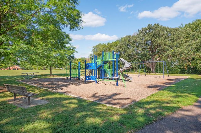 3947 Beryl Road, Eagan, MN 55122