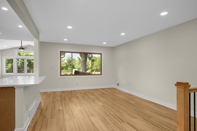 3947 Beryl Road, Eagan, MN 55122