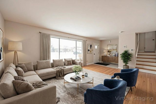 8425 W Carol Street, Niles, IL 60714