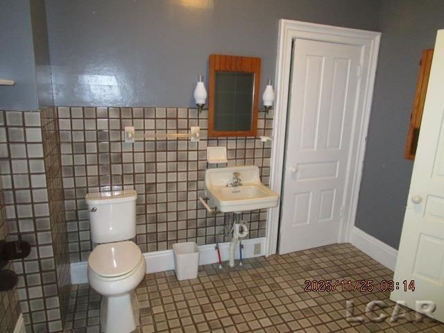 9852 Mills Macon Highway, Tecumseh, MI 49286