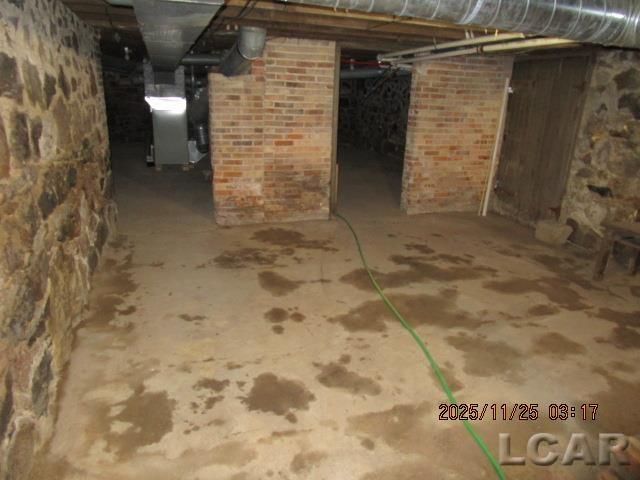 9852 Mills Macon Highway, Tecumseh, MI 49286