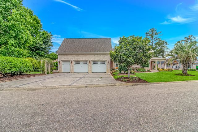107 Long Bay Golf Pl., Longs, SC 29568