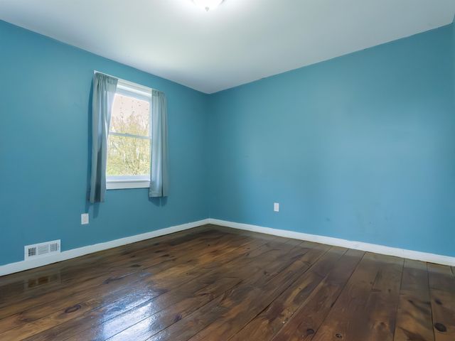 231 Chesterfield Road, Hinsdale, NH 03451