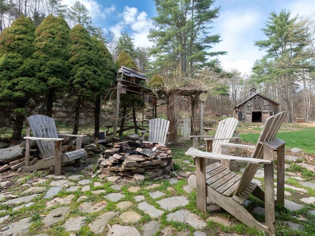 231 Chesterfield Road, Hinsdale, NH 03451