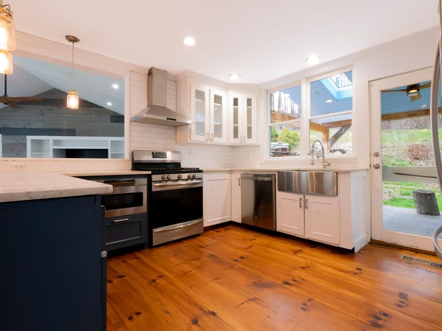 231 Chesterfield Road, Hinsdale, NH 03451