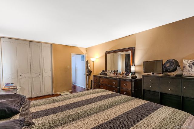 1275 E 51st Street 4L, Brooklyn, NY 11234