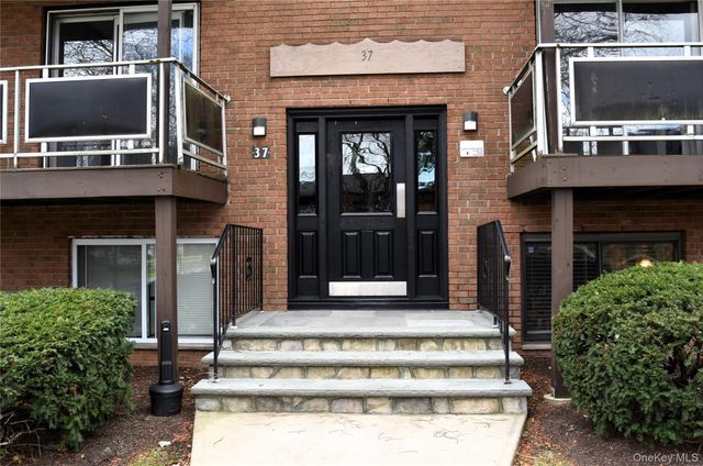 37 Tanager Road 3704, Monroe, NY 10950