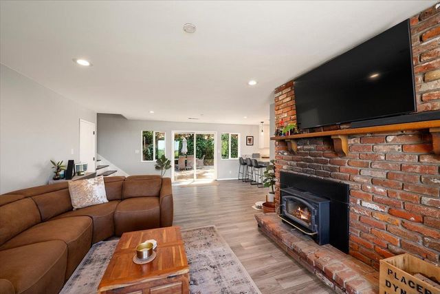 1764 Country Club Dr, Placerville, CA 95667