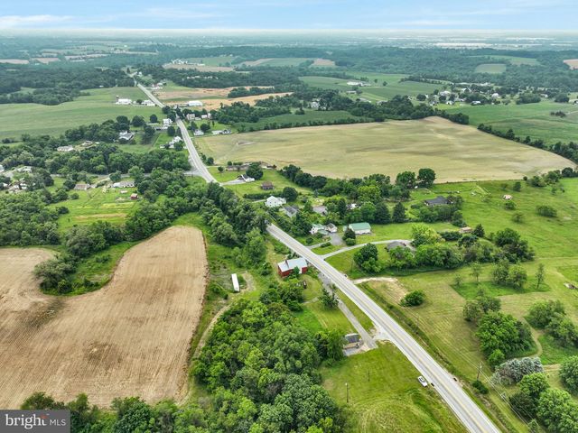 2301 WAGGONERS GAP RD, Carlisle, PA 17013
