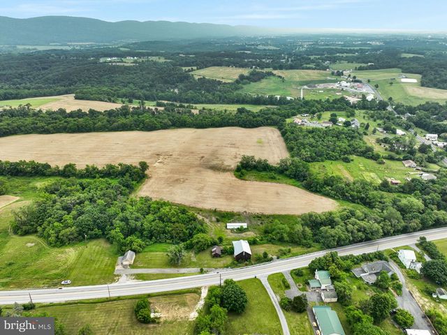 2301 WAGGONERS GAP RD, Carlisle, PA 17013