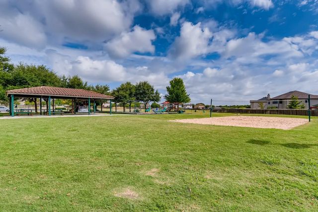 335 Mistletoe LN, Kyle, TX 78640