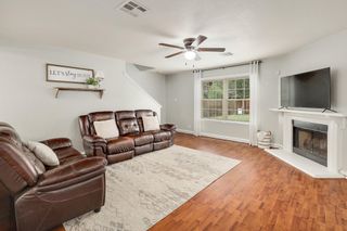 335 Mistletoe LN, Kyle, TX 78640