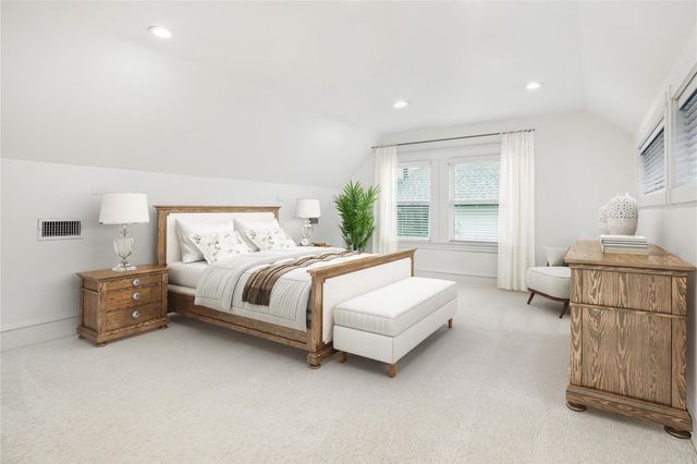 208 E 12th Street, Houston, TX 77008