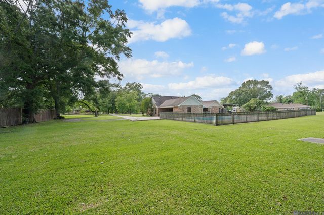 22920 Elberta Ln, Zachary, LA 70791