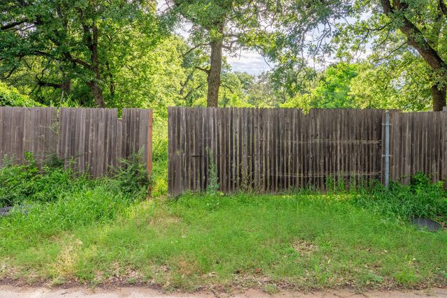 4012 Erath Street, Fort Worth, TX 76119