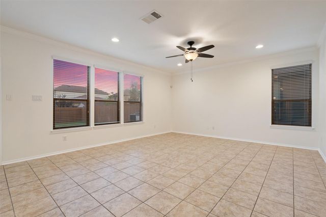 905 Oatmeal DR, Pflugerville, TX 78660