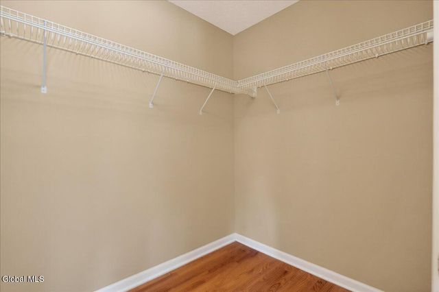 8 Danbury Court, Clifton Park, NY 12065