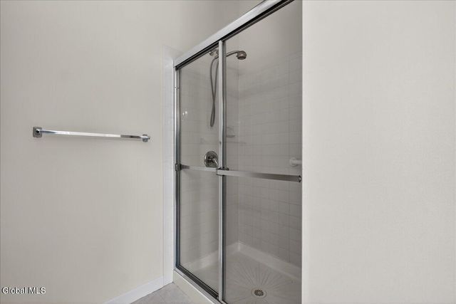 8 Danbury Court, Clifton Park, NY 12065