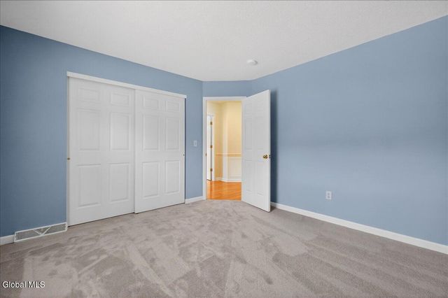 8 Danbury Court, Clifton Park, NY 12065