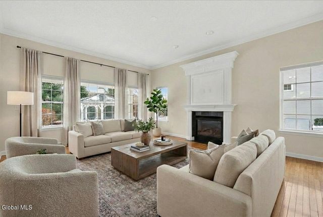 8 Danbury Court, Clifton Park, NY 12065