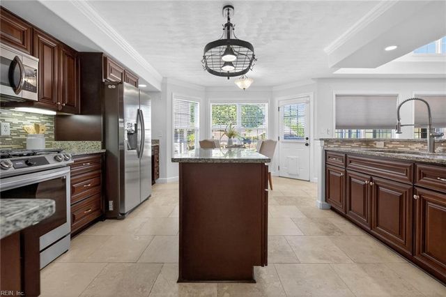2605 Arabian DR, Virginia Beach, VA 23456