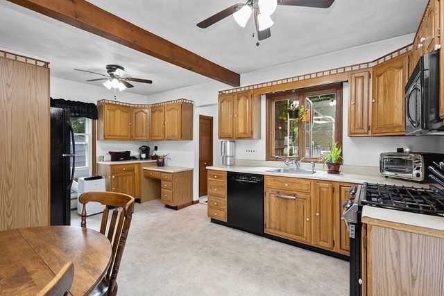 67 Coleman St, Seekonk, MA 02771