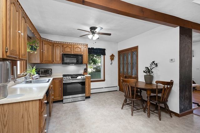 67 Coleman St, Seekonk, MA 02771