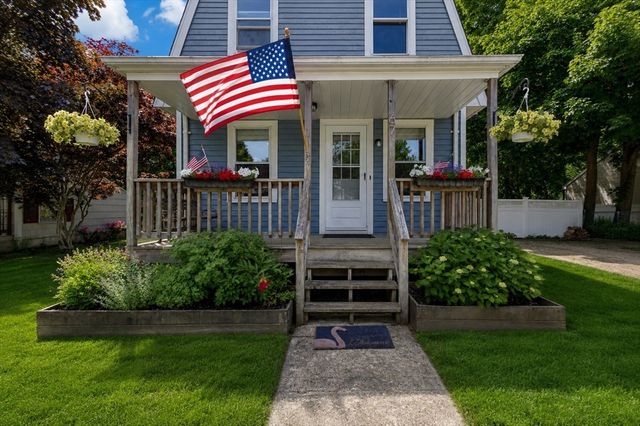 67 Coleman St, Seekonk, MA 02771