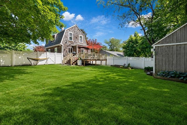 67 Coleman St, Seekonk, MA 02771