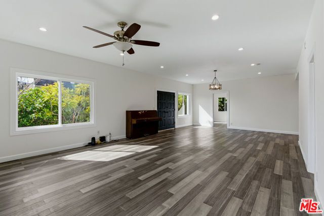 1301 Angelus Avenue, Los Angeles, CA 90026