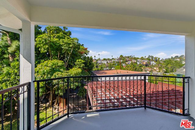 1301 Angelus Avenue, Los Angeles, CA 90026