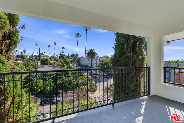 1301 Angelus Avenue, Los Angeles, CA 90026