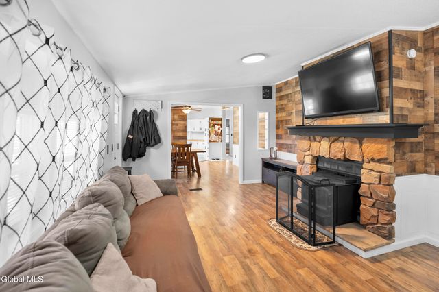 101 Coveville Road, Schuylerville, NY 12871