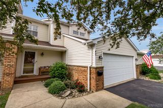 42 Hastings Drive, Orchard Park, NY 14127