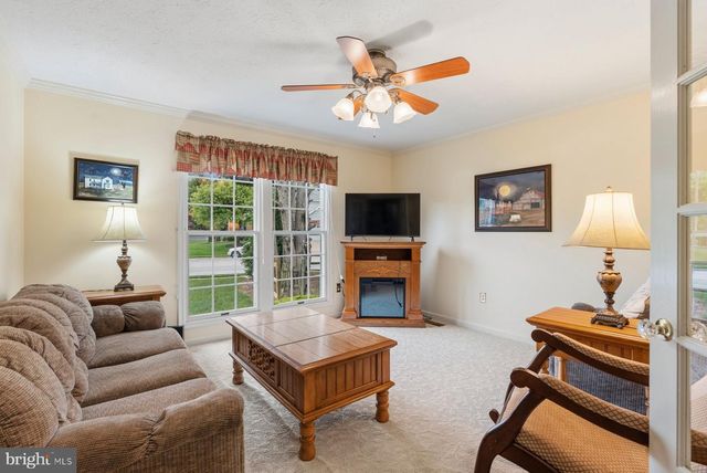 1 CHALLENGER CT, Baltimore, MD 21234