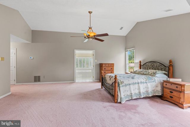1 CHALLENGER CT, Baltimore, MD 21234