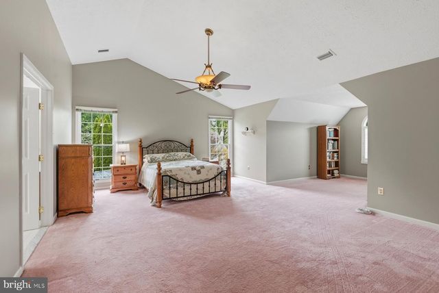 1 CHALLENGER CT, Baltimore, MD 21234