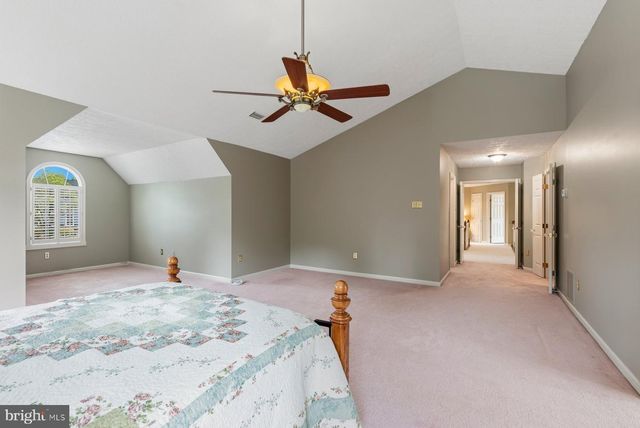 1 CHALLENGER CT, Baltimore, MD 21234